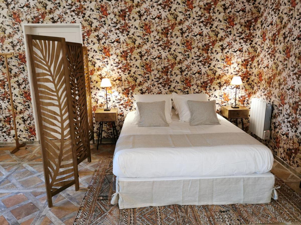 Maison D'Hotes Les Jardins Saint Eloi Le Lonzac Bagian luar foto