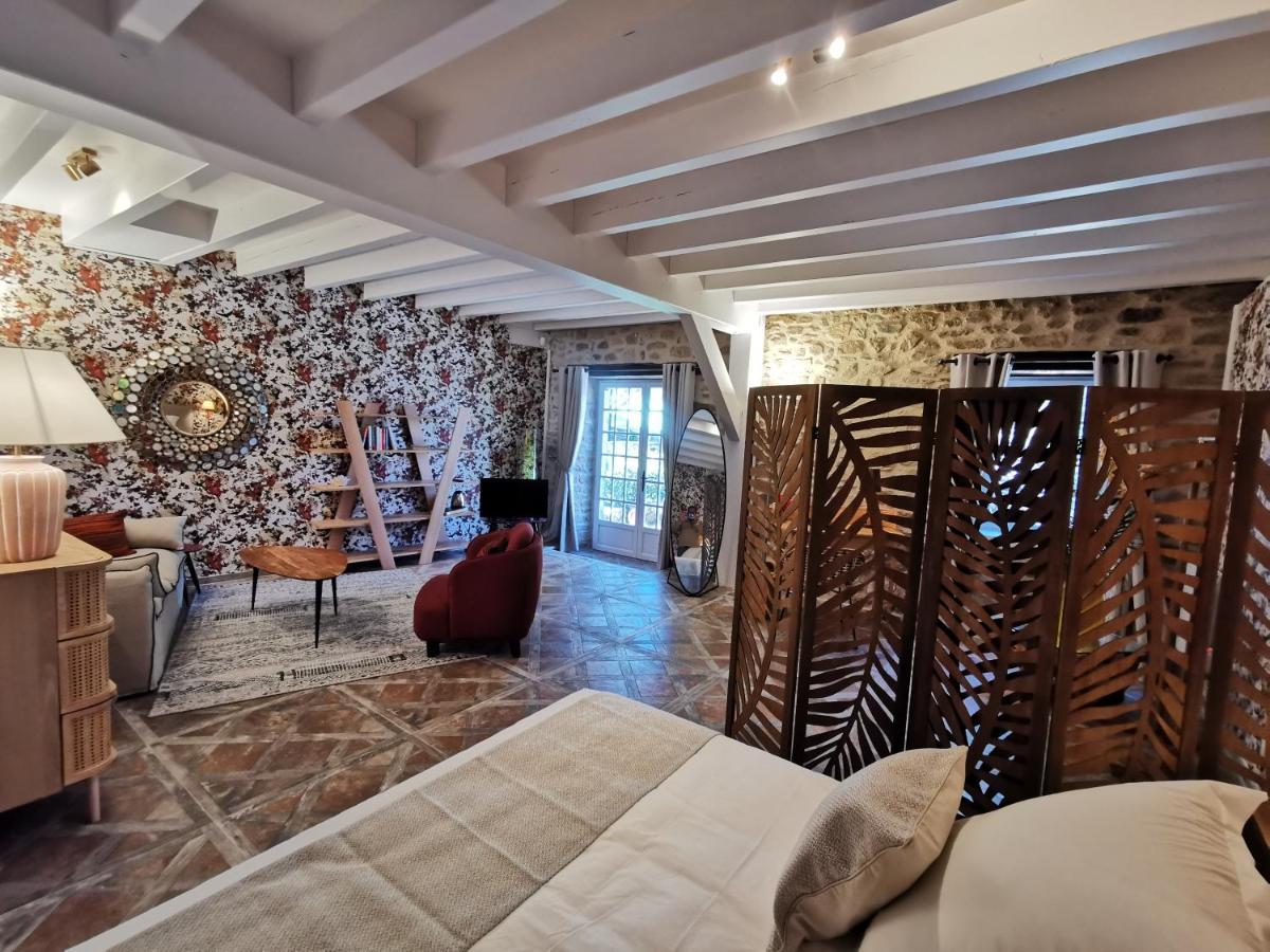 Maison D'Hotes Les Jardins Saint Eloi Le Lonzac Bagian luar foto