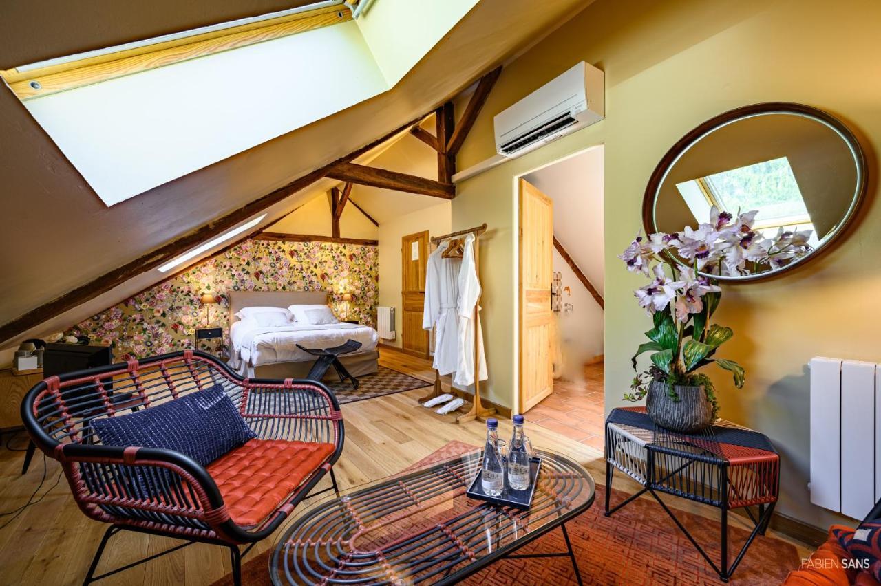 Maison D'Hotes Les Jardins Saint Eloi Le Lonzac Bagian luar foto