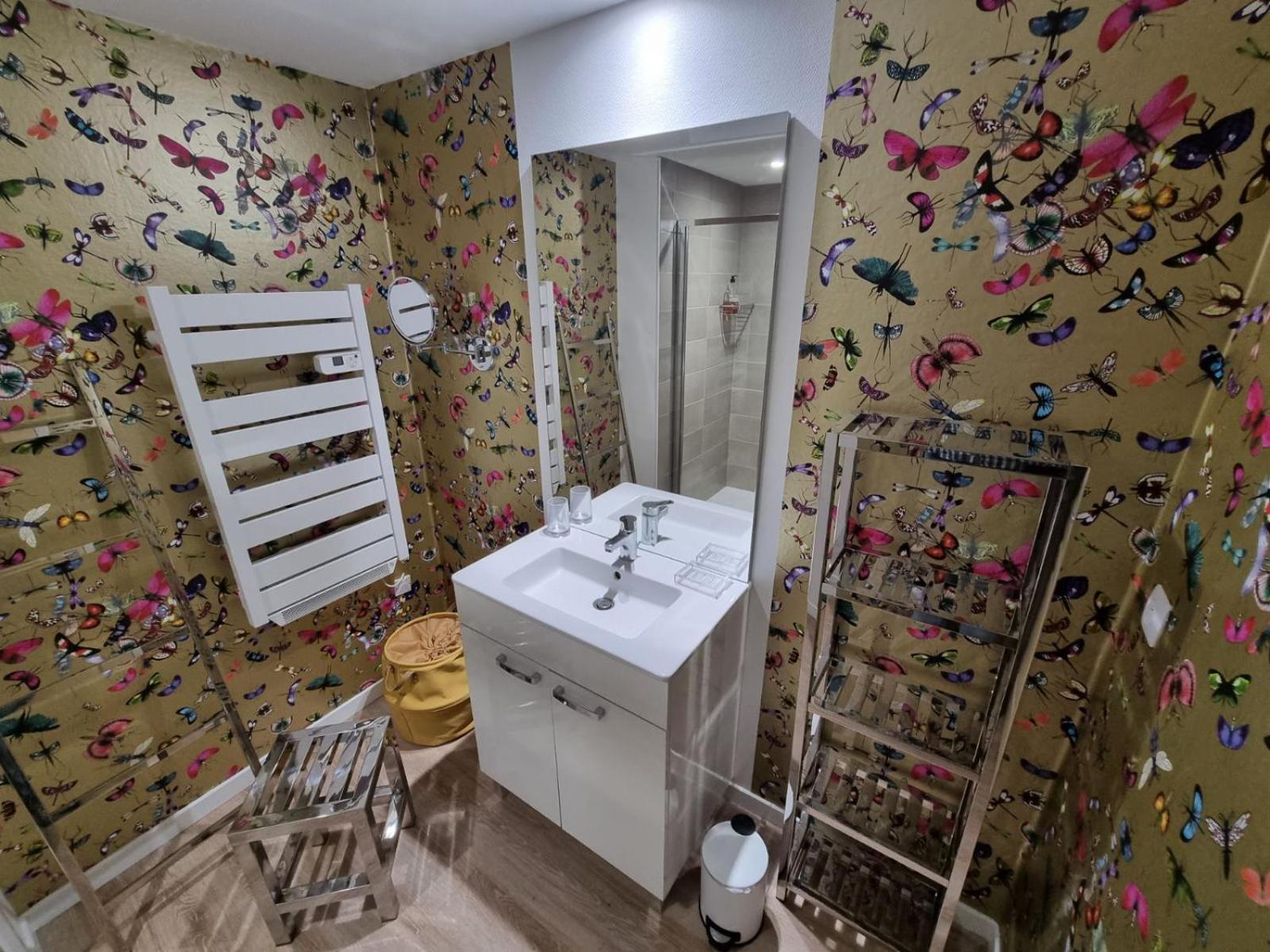 Maison D'Hotes Les Jardins Saint Eloi Le Lonzac Bagian luar foto